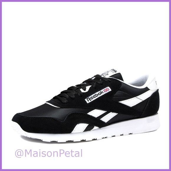 Classic Nylon Sneakers with Memory Foam Insole for Athletic Wear